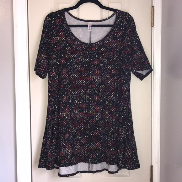 LulaRoe Perfect T - Picture 1 of 2